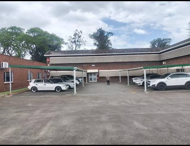 OFFICE PROPERTY TO RENT IN WILLOWTON